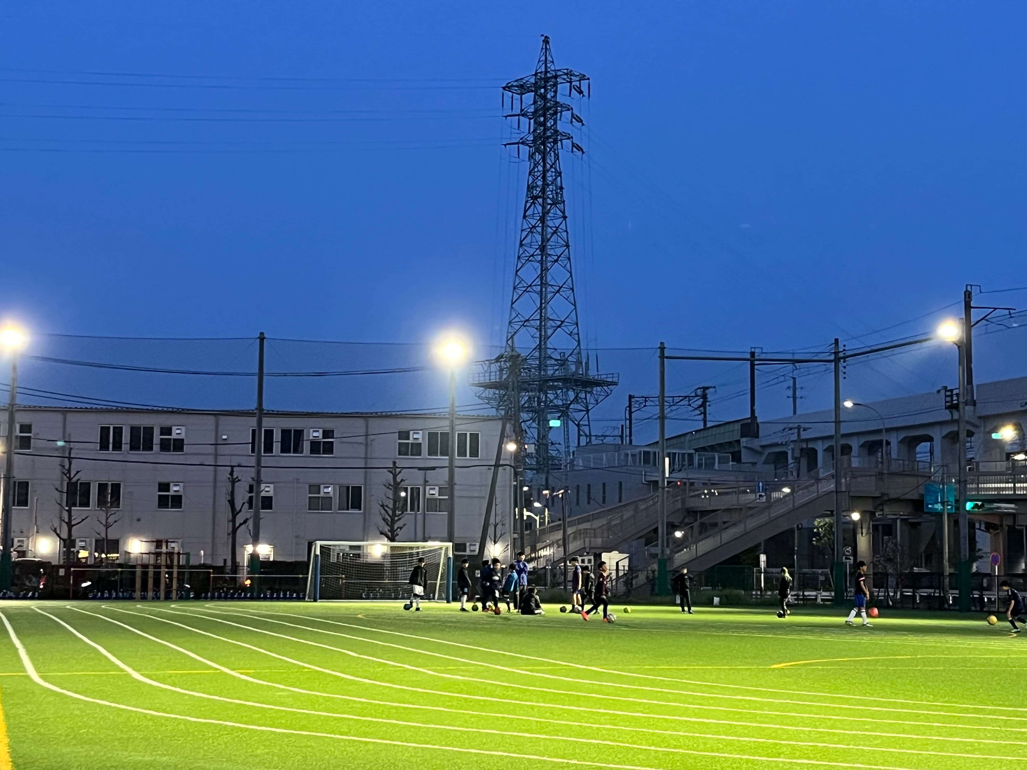 LED照明完備の夜間練習